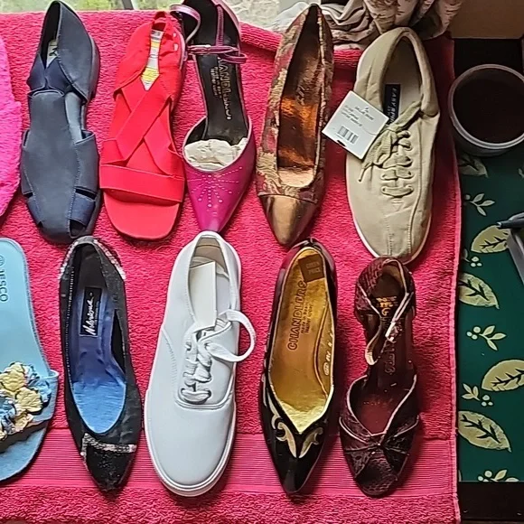 Women shoe sale - Picture 5 of 6